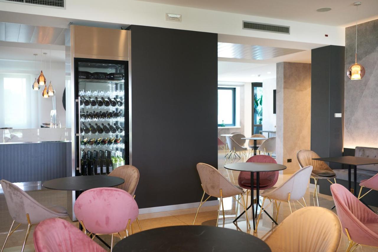 Hotel Omnia Noventa di Piave Dış mekan fotoğraf