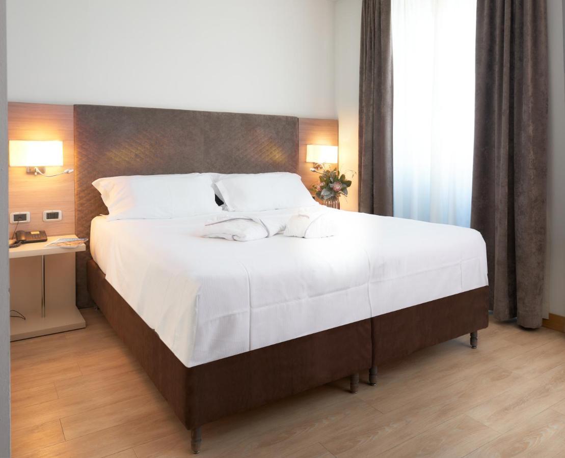 Hotel Omnia Noventa di Piave Dış mekan fotoğraf